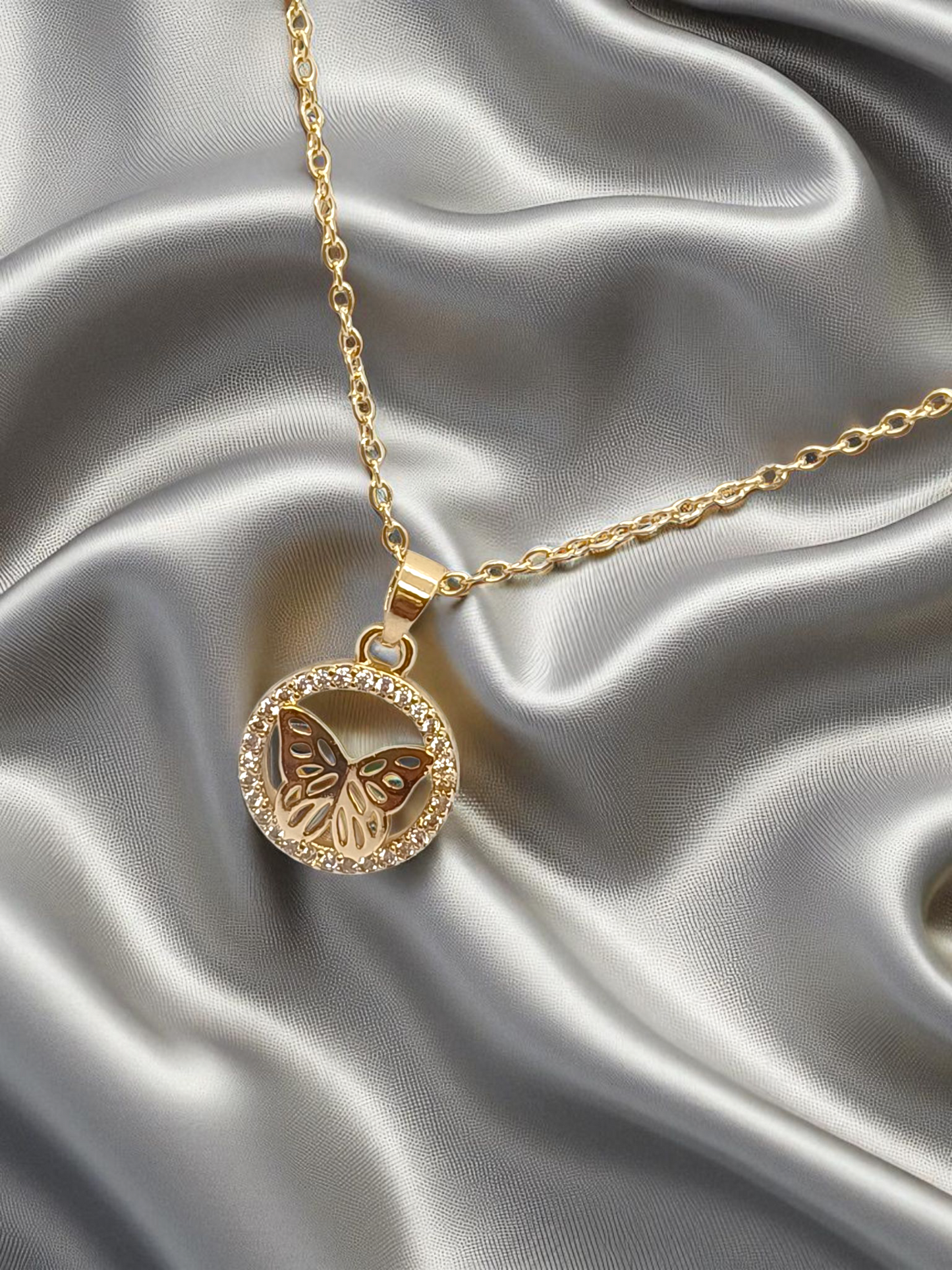 Circled Butterfly Gold Plated Anti Tarnished Cute Necklace