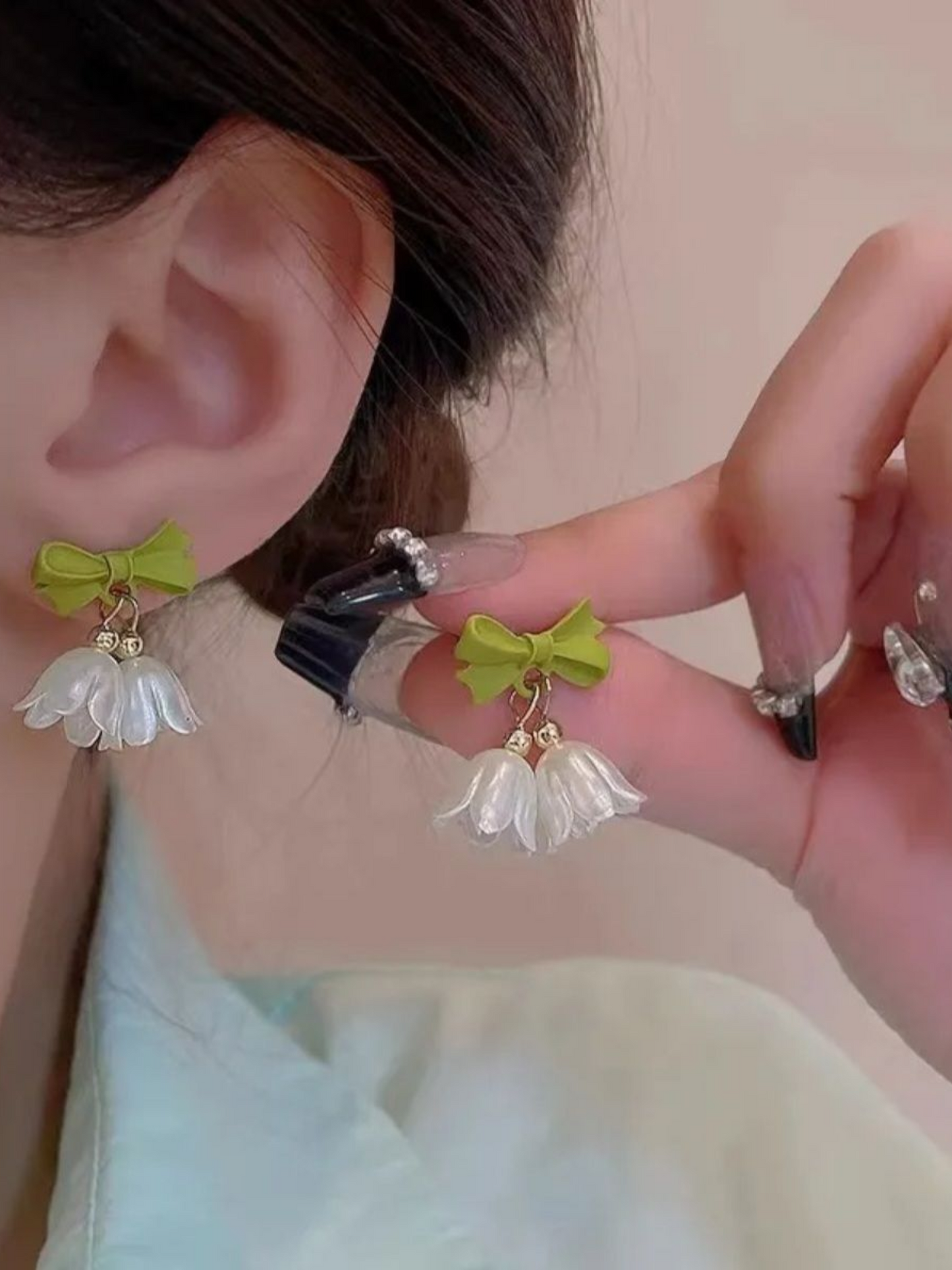 Lilly Bows Korean Earrings
