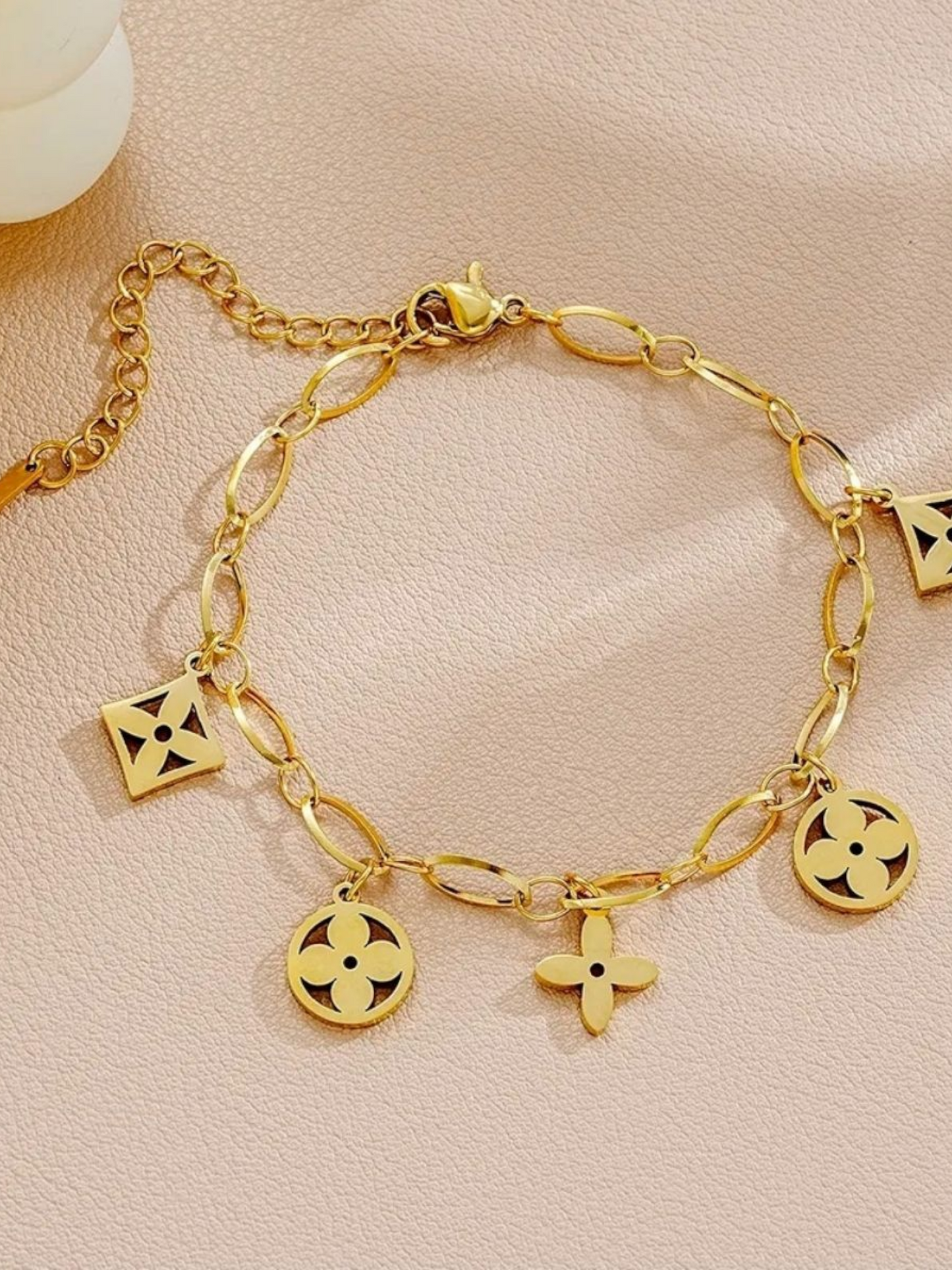 Lucky Charms Open Chain Bracelet