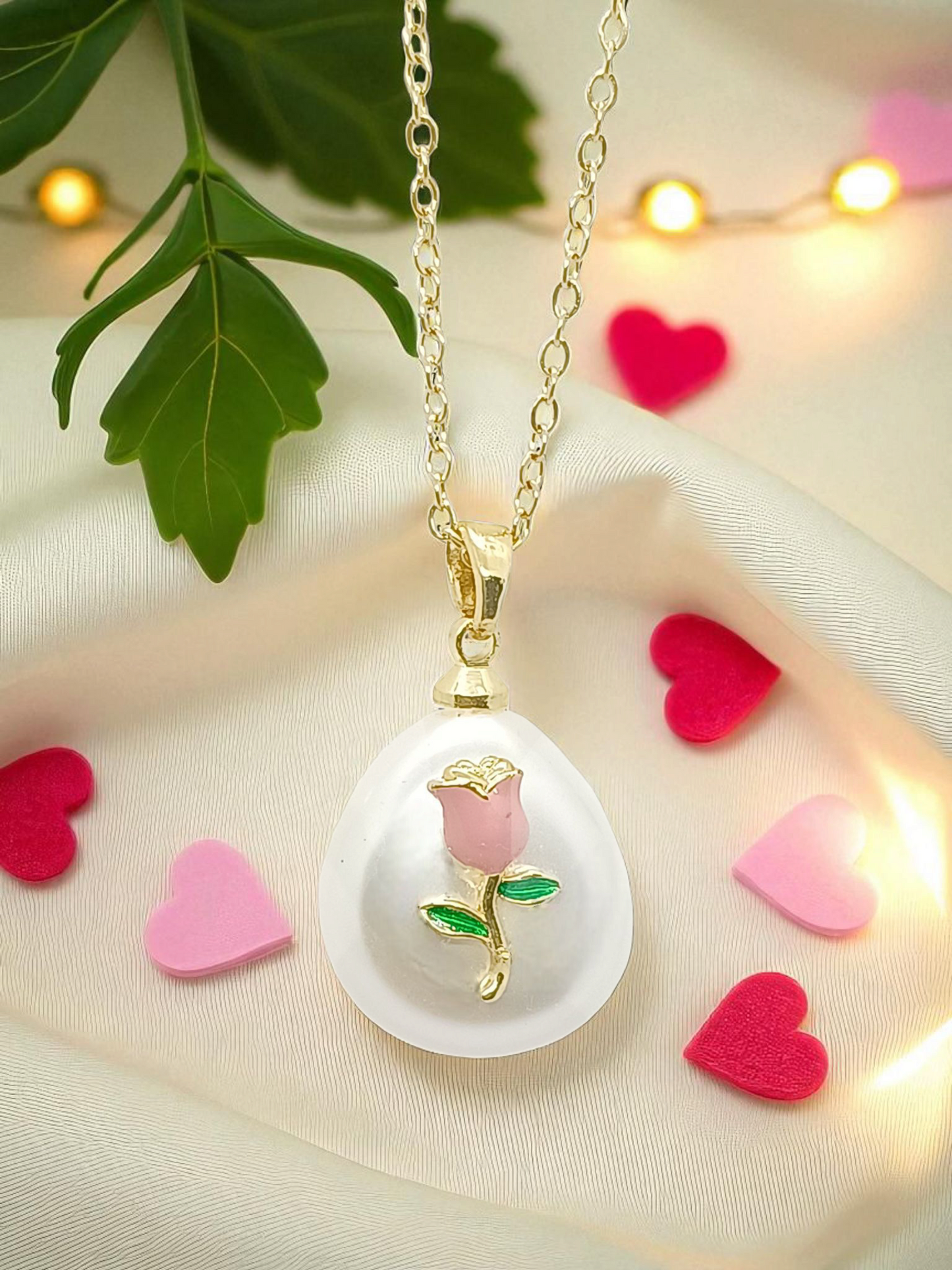 Rose On Big Pearl Anti Tarnished Gold Plated Modern Necklace