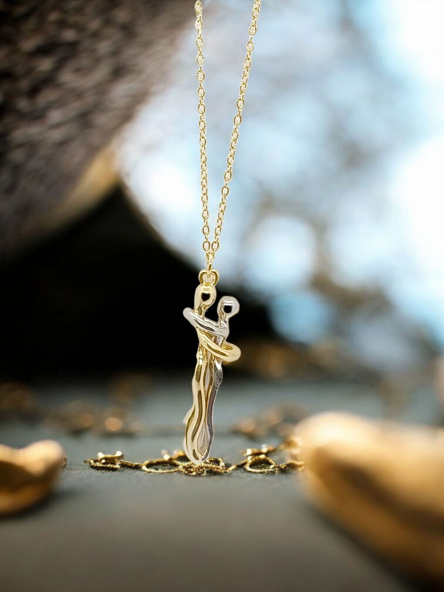 Hugging Couple Romantic Dual Tone Anti Tarnished Gold Plated Necklace