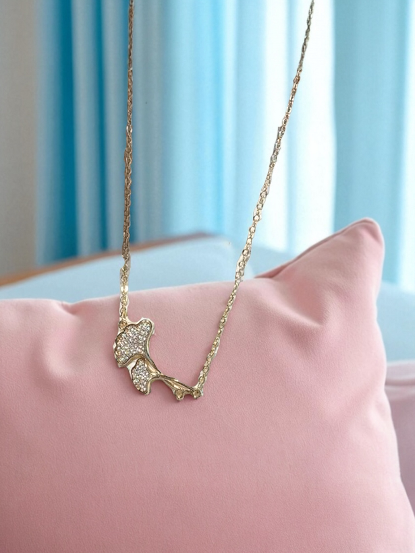 Gold Plated Ginkgo Leaf Anti Tarnished Pendant Necklace