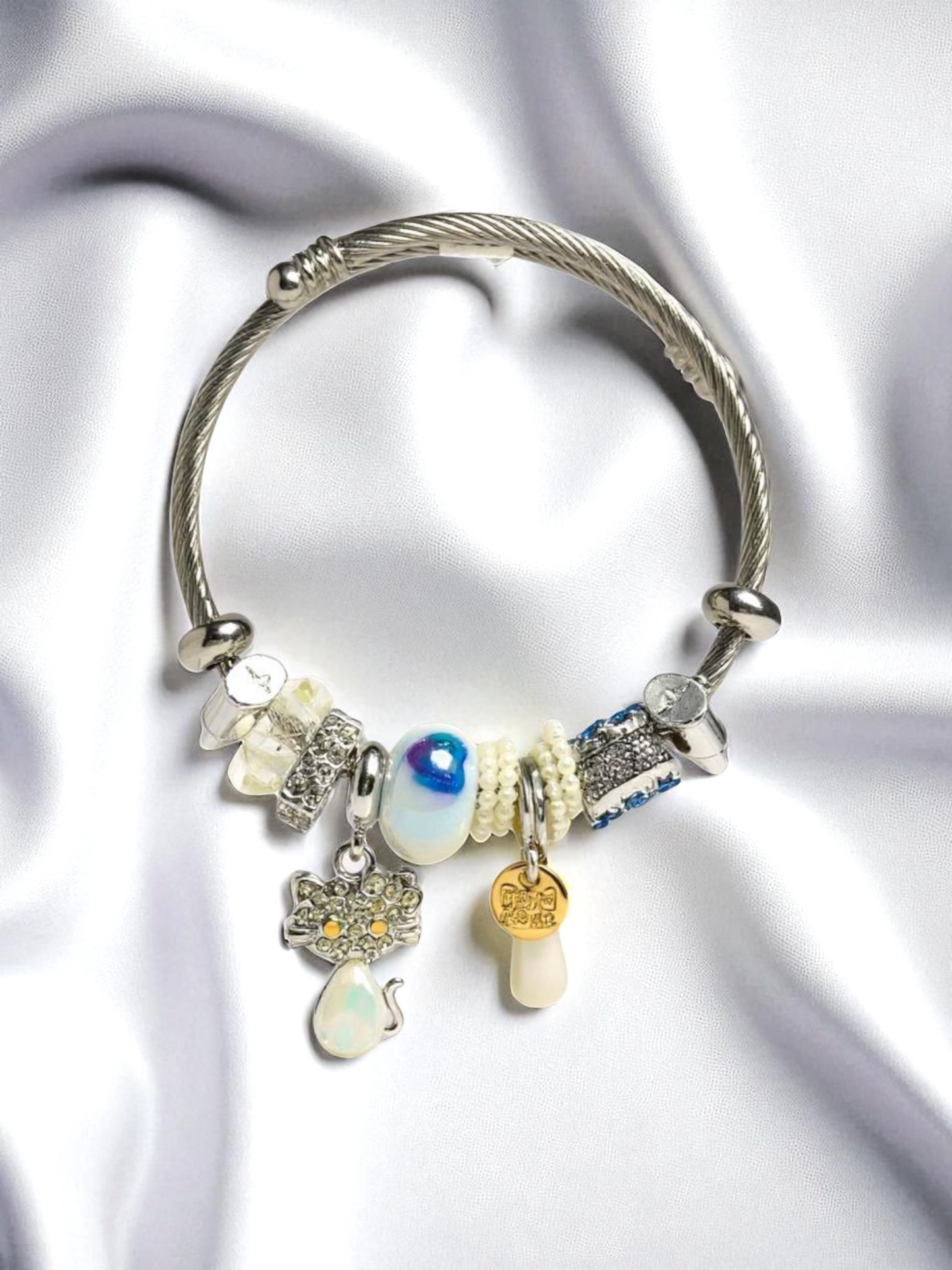 Anti Tarnished Silver Plated White Cat Charm Bracelet