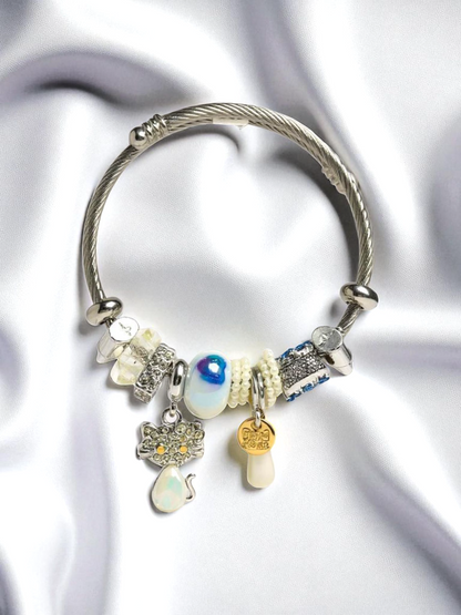 Anti Tarnished Silver Plated White Cat Charm Bracelet