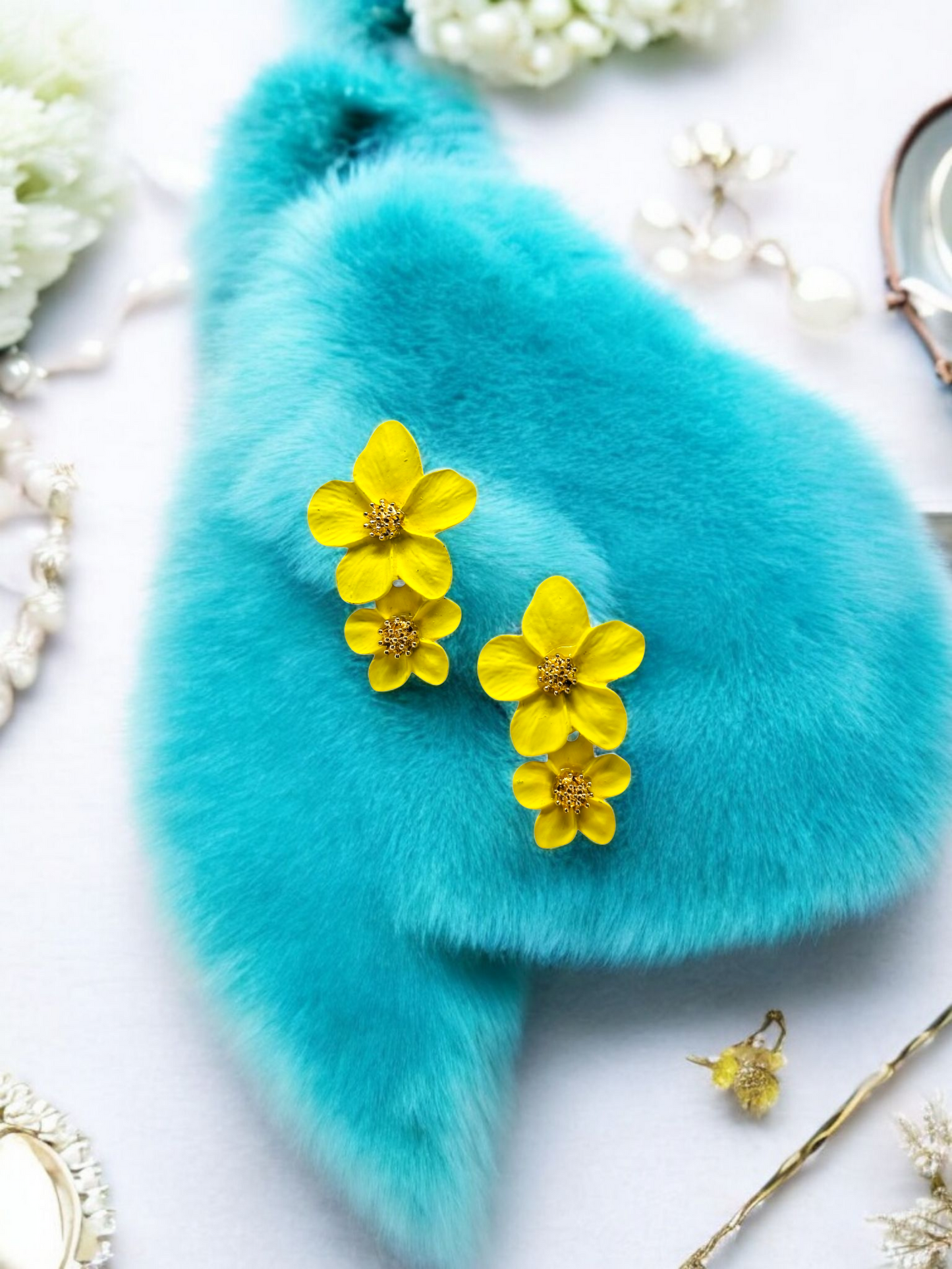 Daisy Petal Pop Earrings