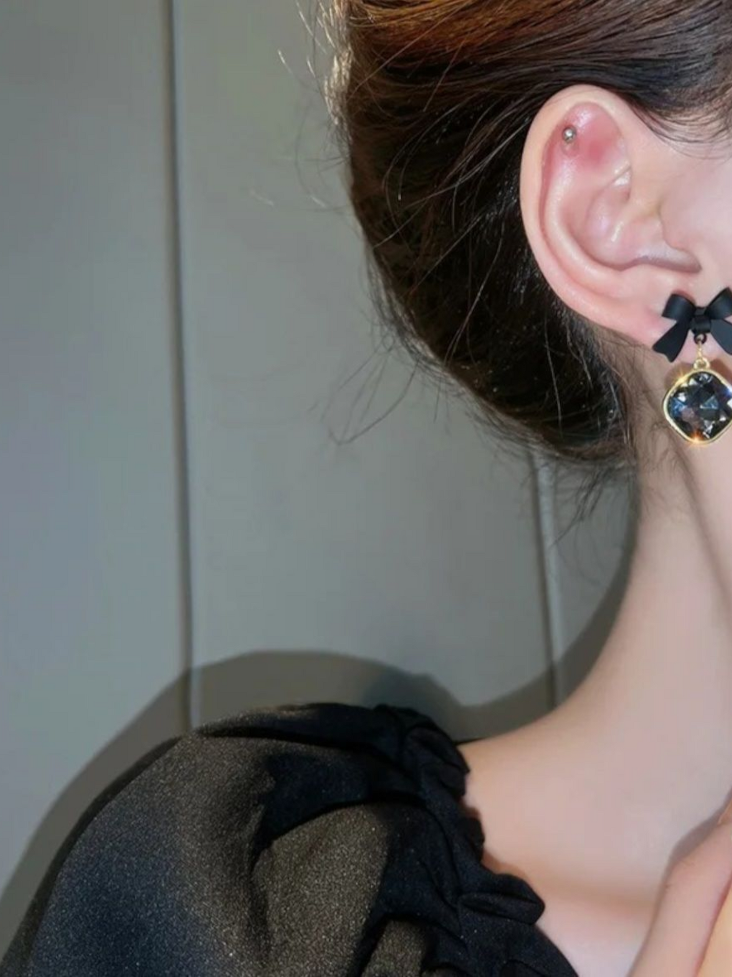 Black Bow Black Stone Cute Korean Eardrops