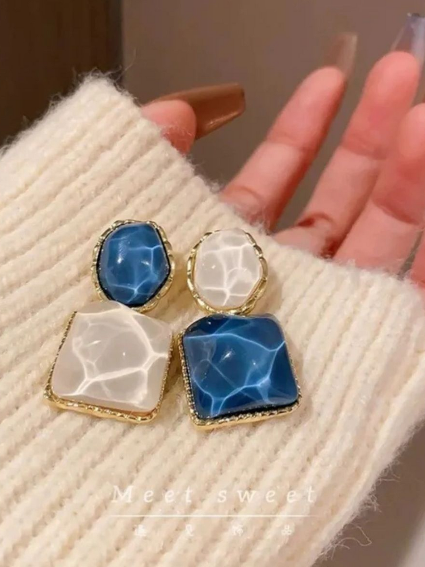 Royal Gala Reverse Blue and White Stone Korean Earrings