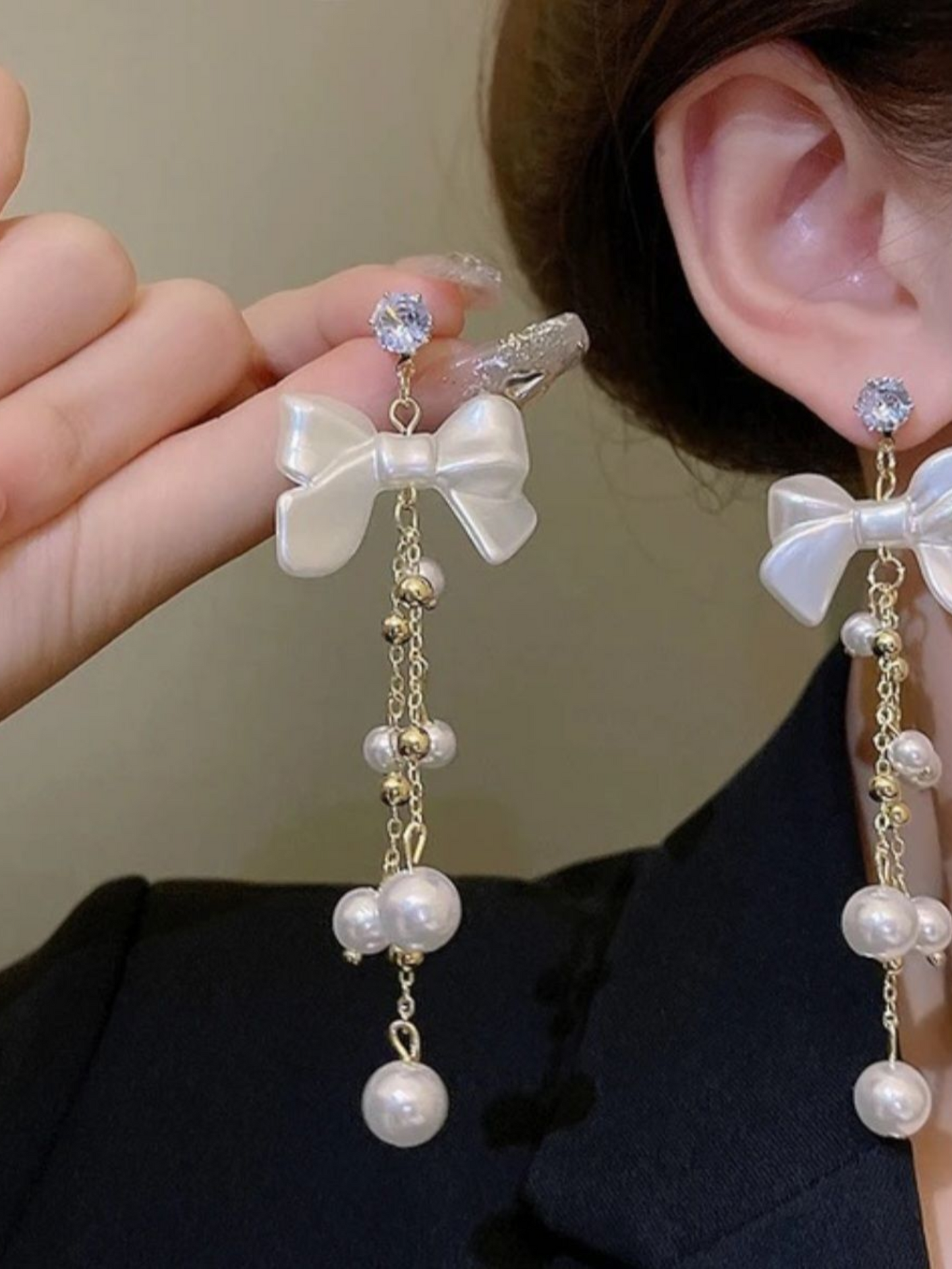 Velvety White Bow And Pearls Korean Tassels Long Earrings