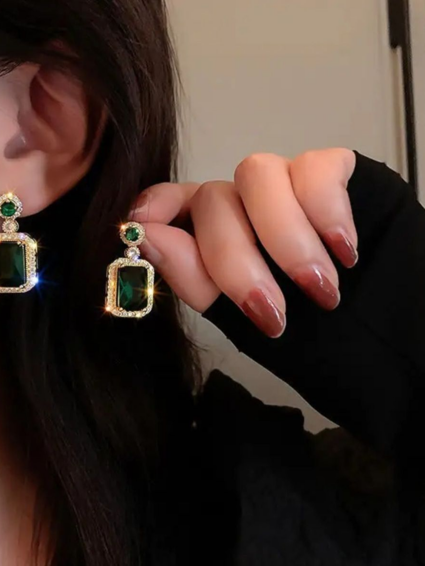 Emarald Green Stone Necklace Earrings And Fingee Ring Combo