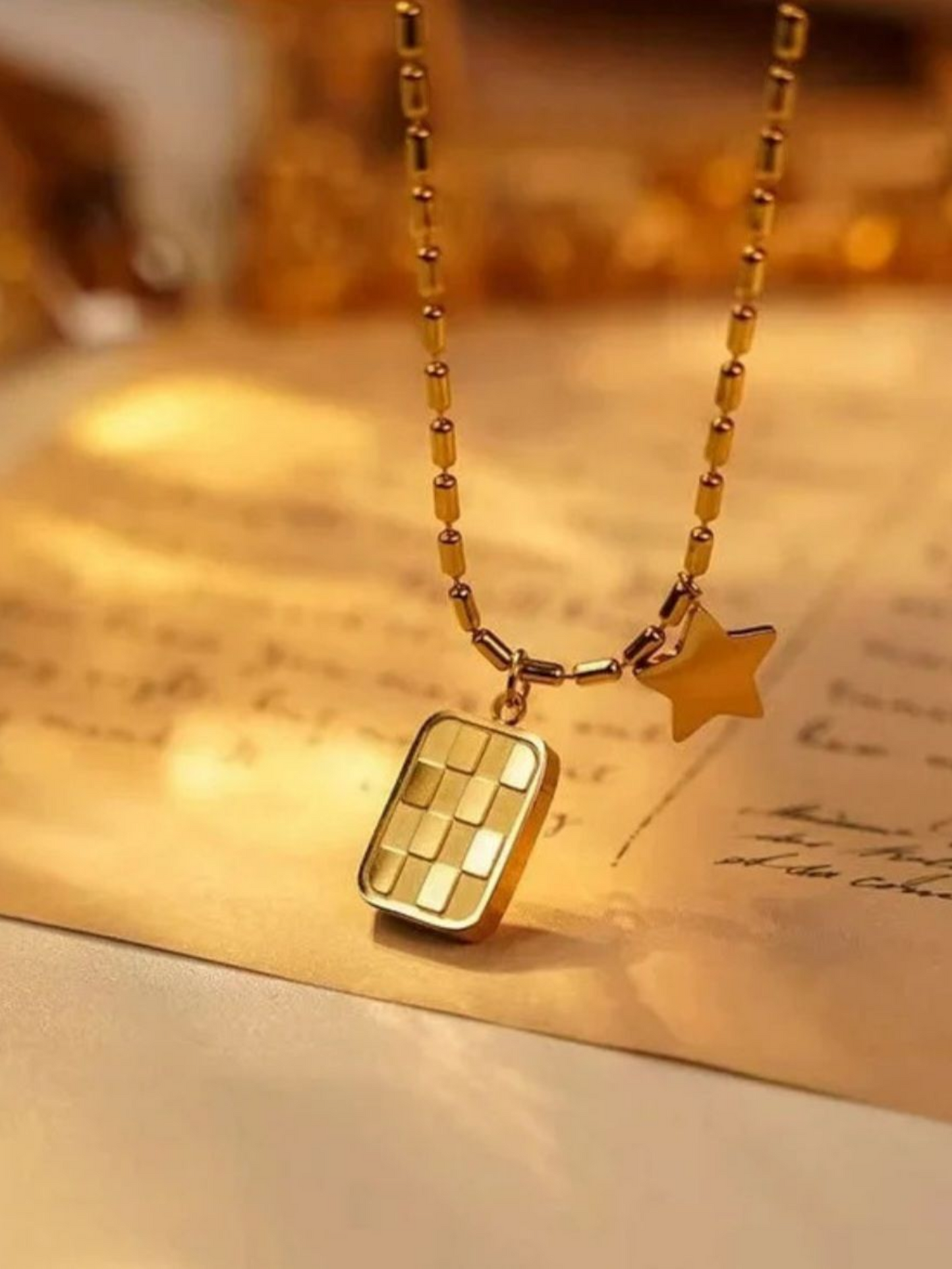Checkered Square Pendant And Star Charm High Quality Necklace