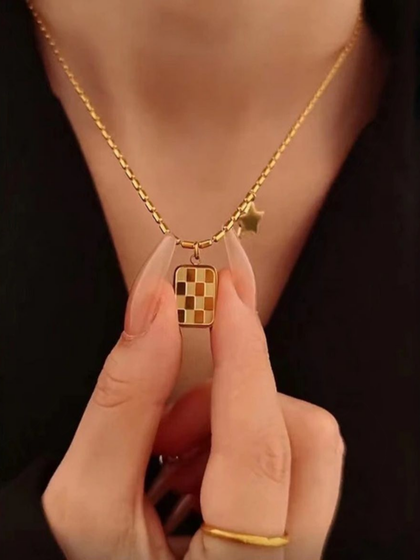 Checkered Square Pendant And Star Charm High Quality Necklace