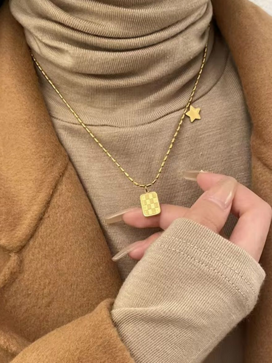 Checkered Square Pendant And Star Charm High Quality Necklace