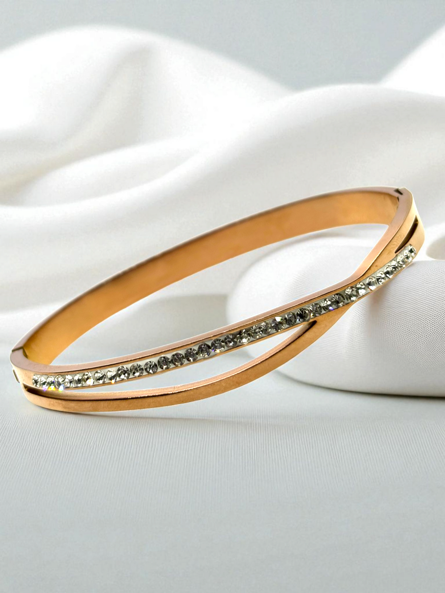 Rose Gold American Diamond Anti Tarnished Infinity Bracelet