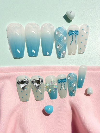 Sky blue Artificial Handmade Reusable Press on Nails Kit