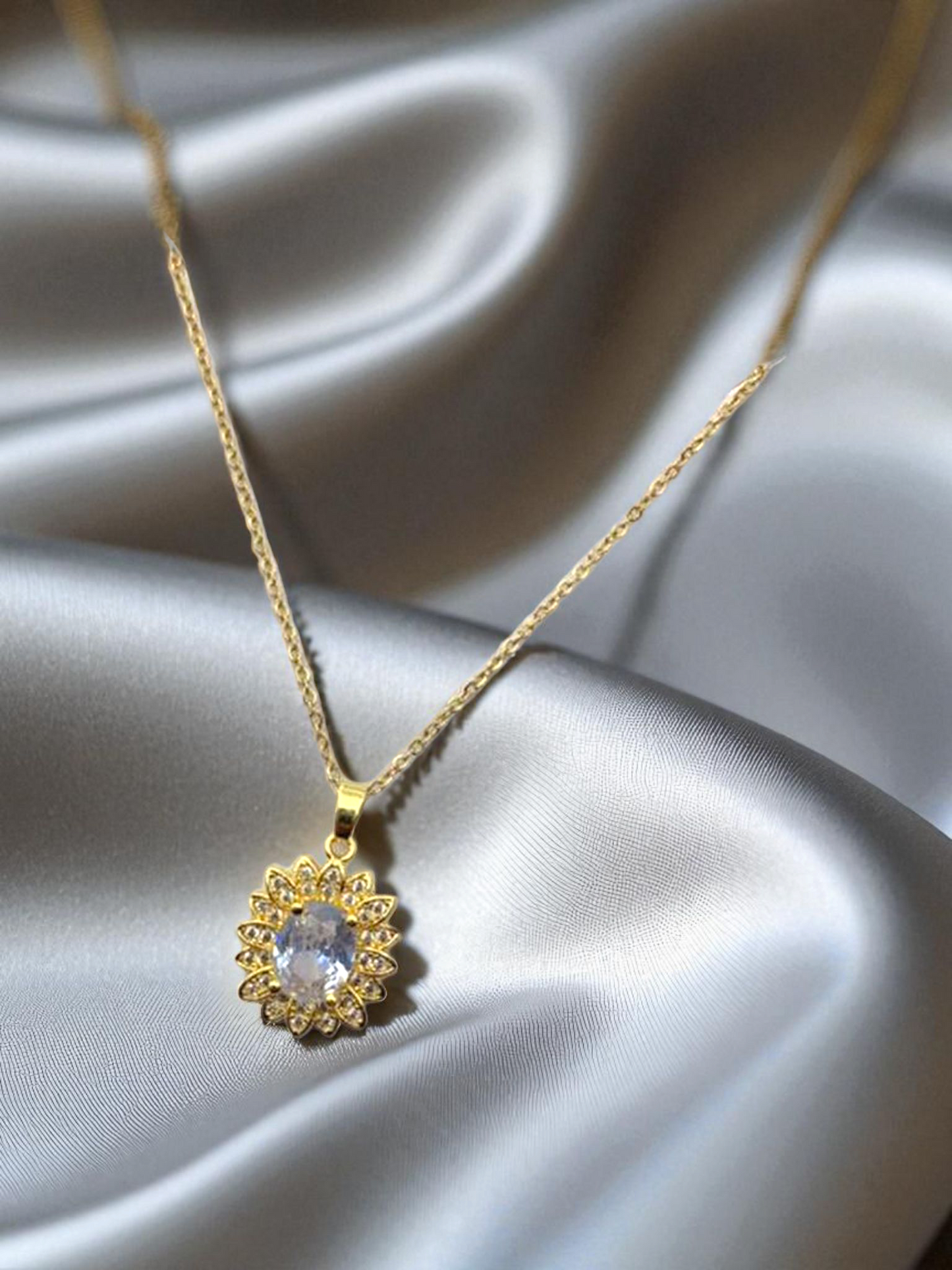 The Sun Flower Energy Yeilding Crystal Anti Tarnished Gold Plated Necklace
