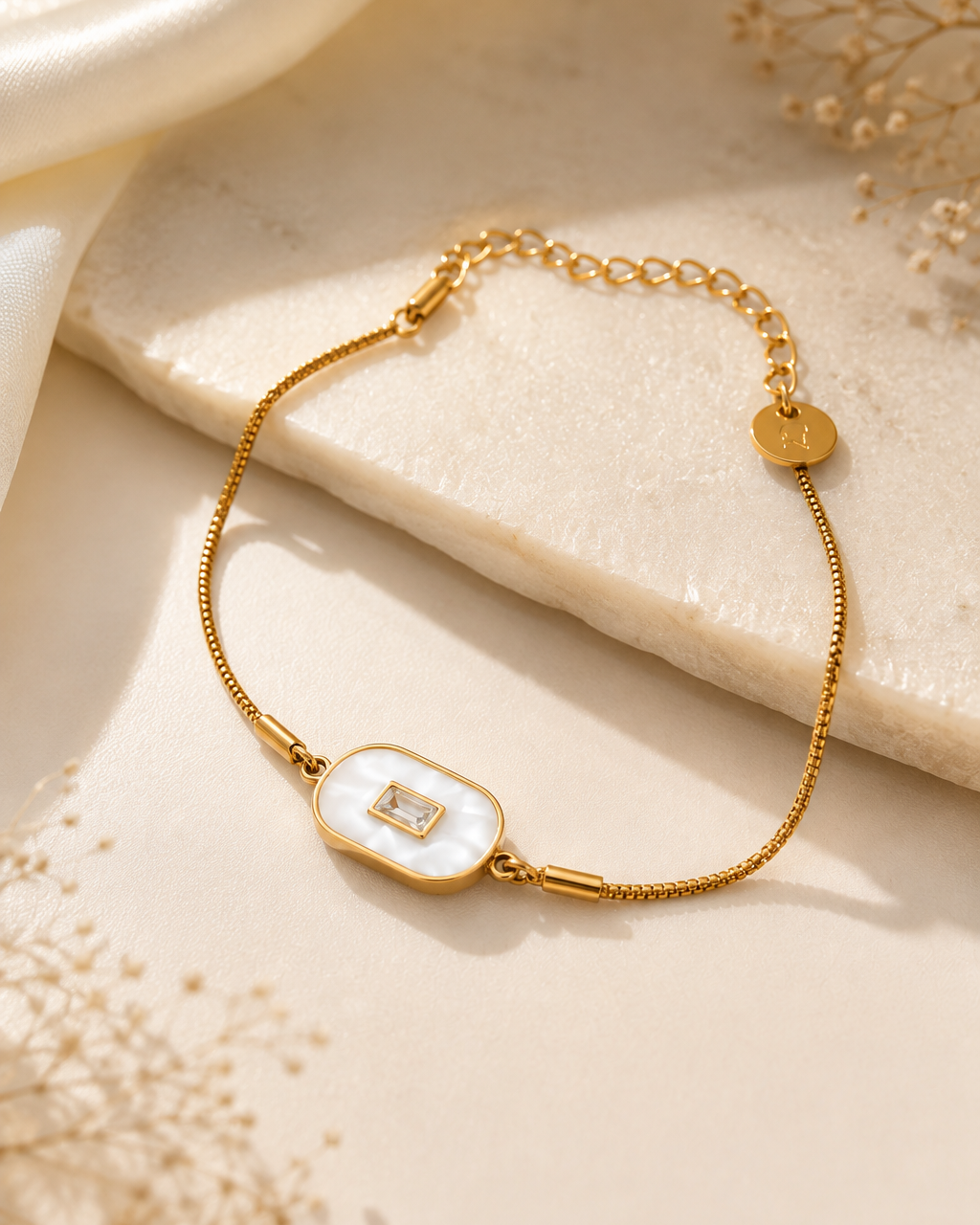 The Linea Baguette White Pill-Bar 18K Gold Plated Anti tarnish Stainless Steel Bracelet