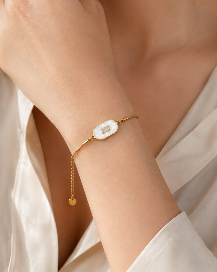 The Linea Baguette White Pill-Bar 18K Gold Plated Anti tarnish Stainless Steel Bracelet