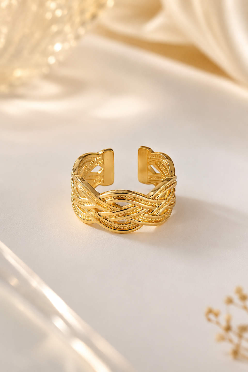 Luxe Twist Ring