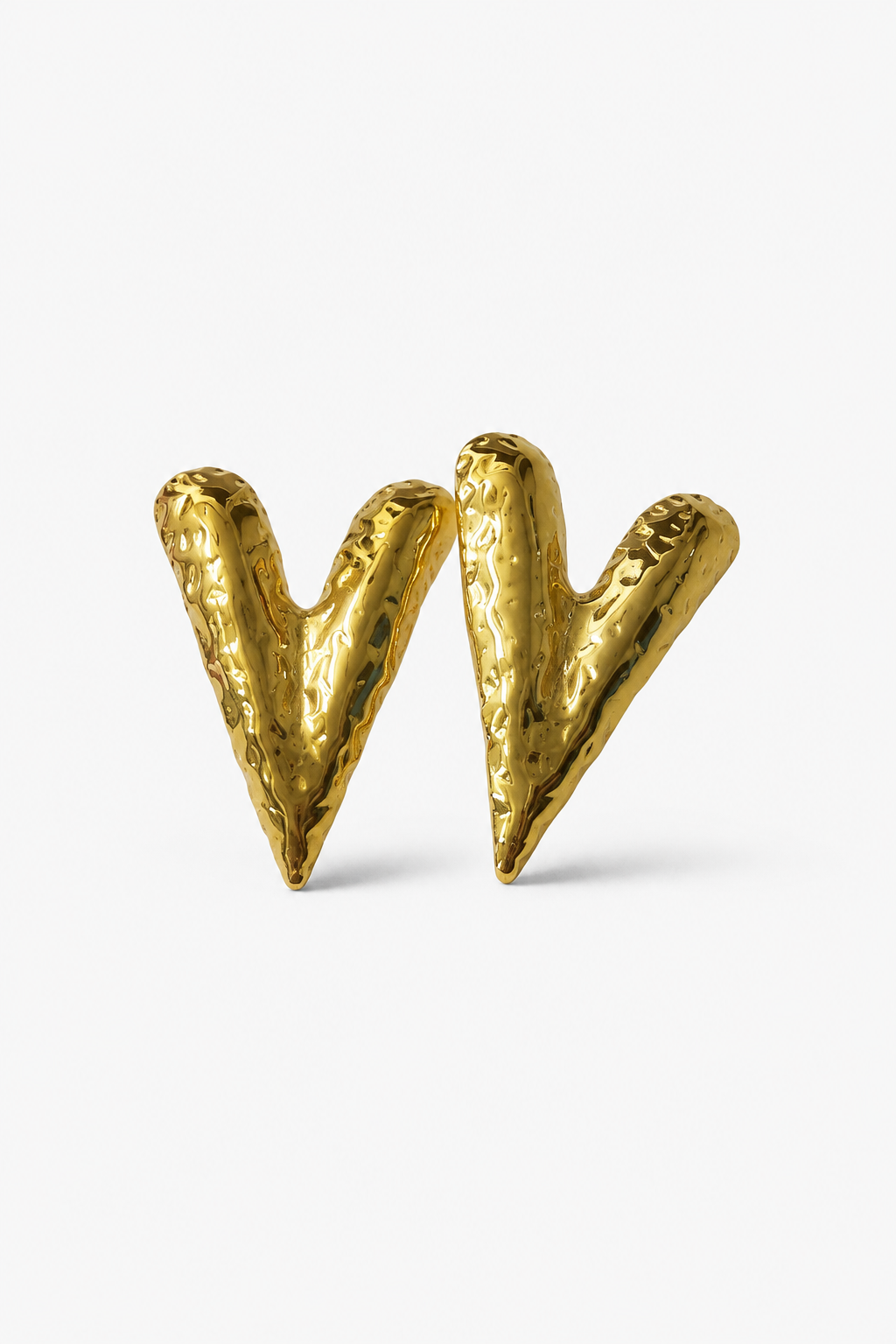 Veyrn — Sculpted Gold V heart Earrings