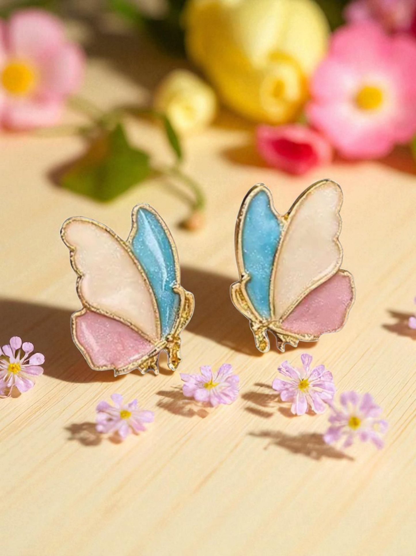 Most Trending Multi Colour Pop Pallete Butterfly Korean Studs