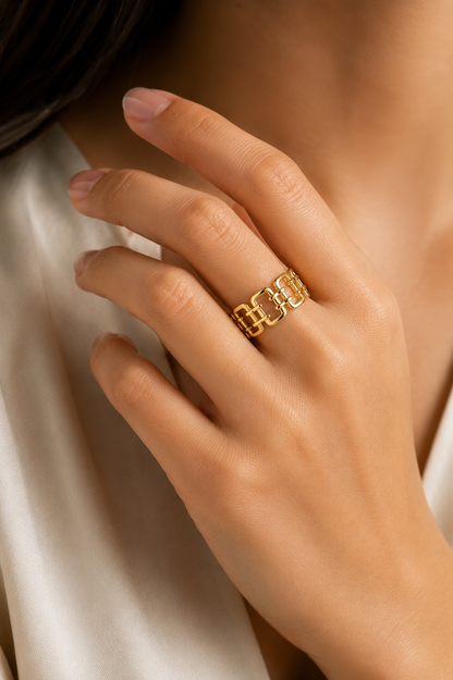 Crown Link Ring