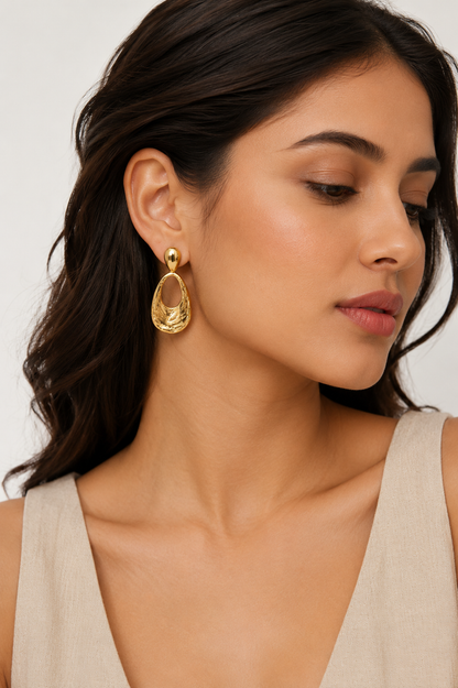 Elara Sculpted Drop Earrings