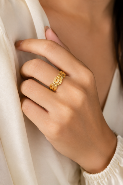 Luxe Twist Ring
