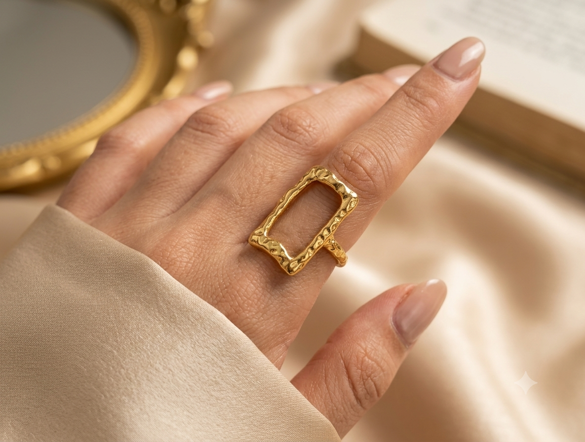 Aurelia Frame Ring