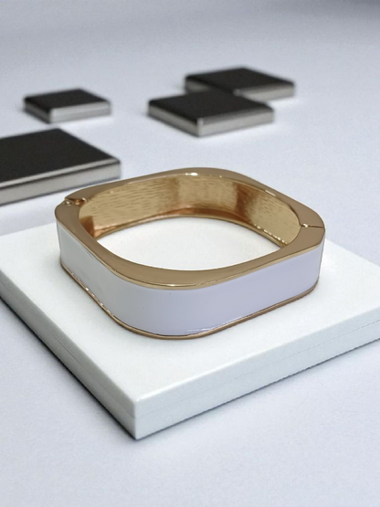 Classy Elegant Statement Style White Enamel Anti Tarnished Gold Plated Bracelet