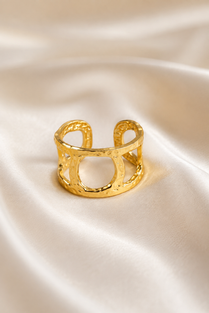 Grace Frame Ring