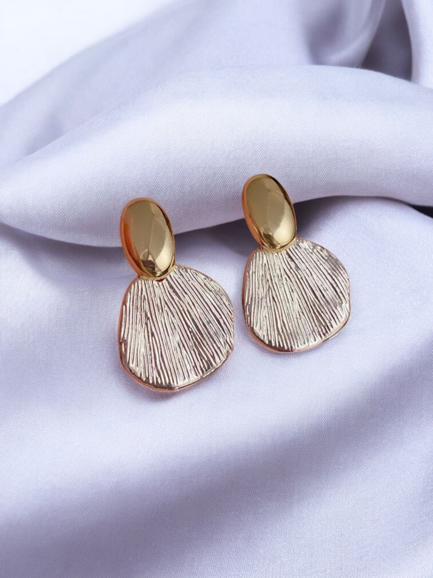 Rustic Ripples - Shell Tide Korean Eardrops