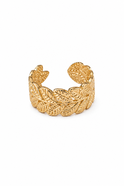 Aurelia Leaf Ring