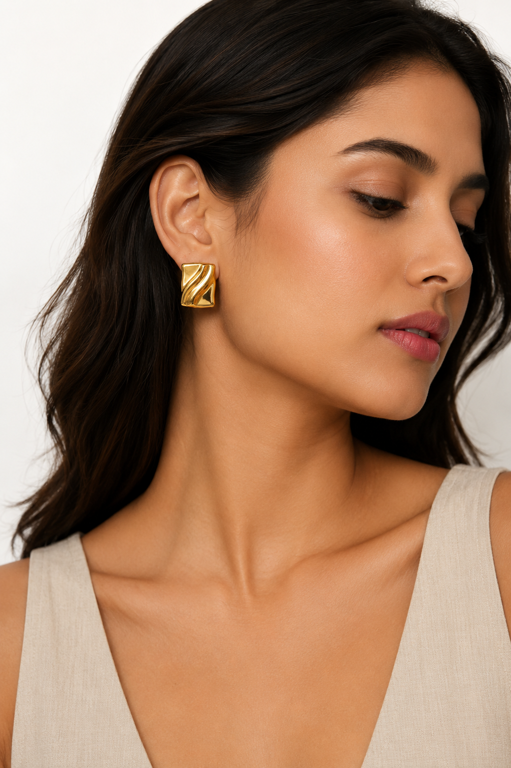 Sienna Sculpted Twist Earrings