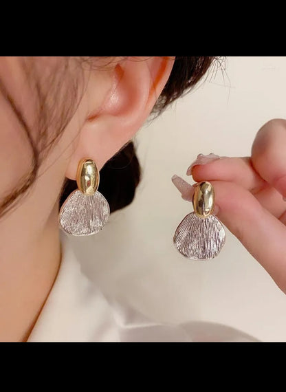Rustic Ripples - Shell Tide Korean Eardrops