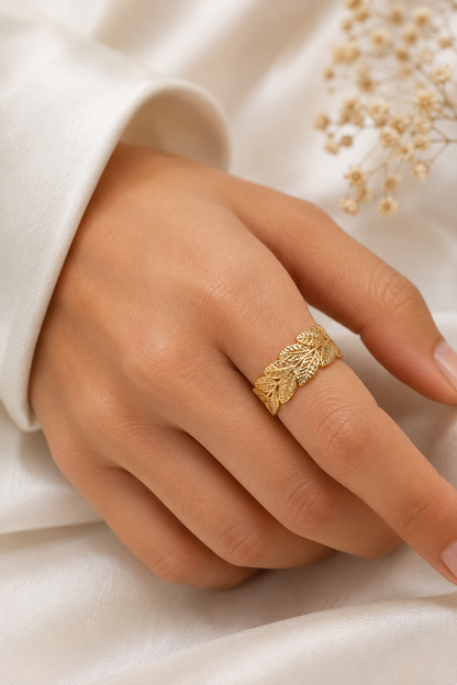 Aurelia Leaf Ring